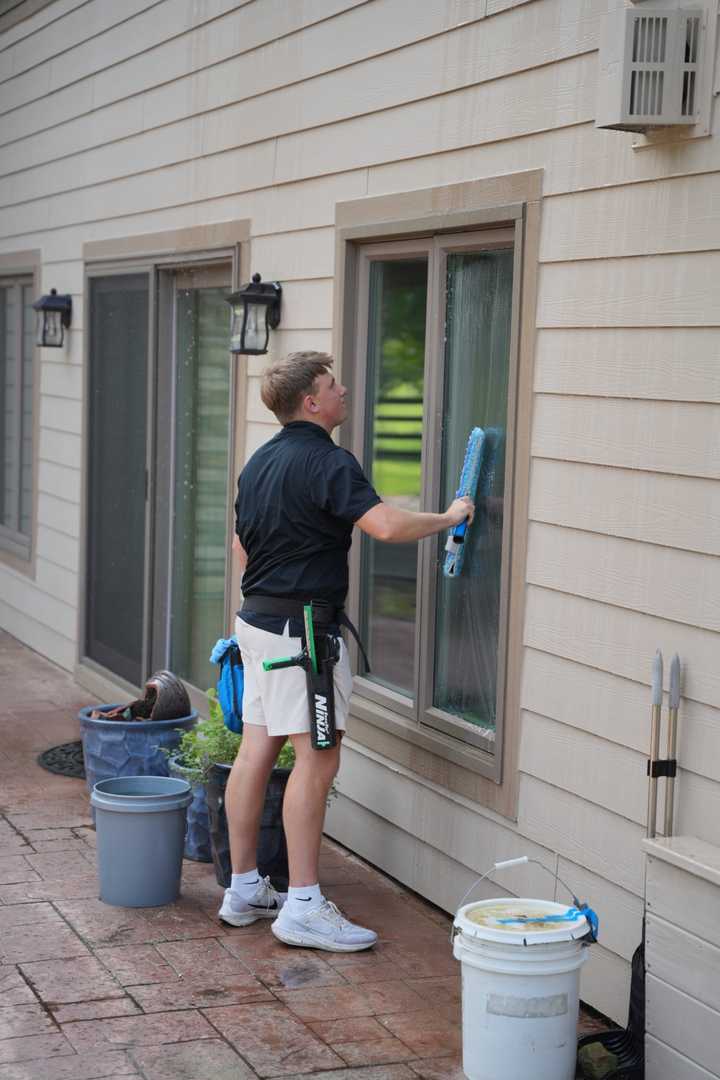 Window Scrubbing