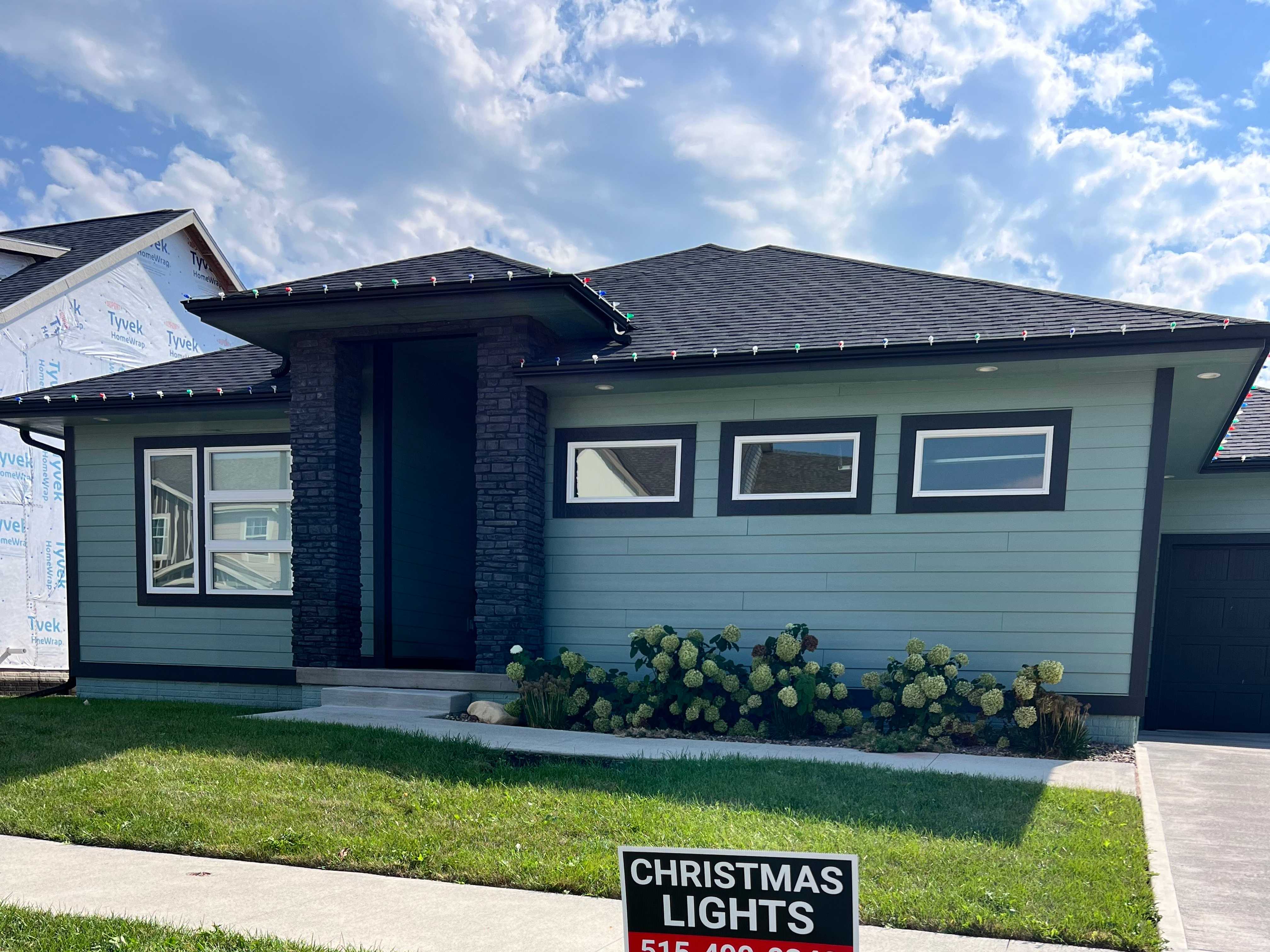 Professional Holiday Lighting Installation